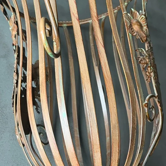 Hollywood Regency Art Deco 1930s 1940s rare urn vase garden decor